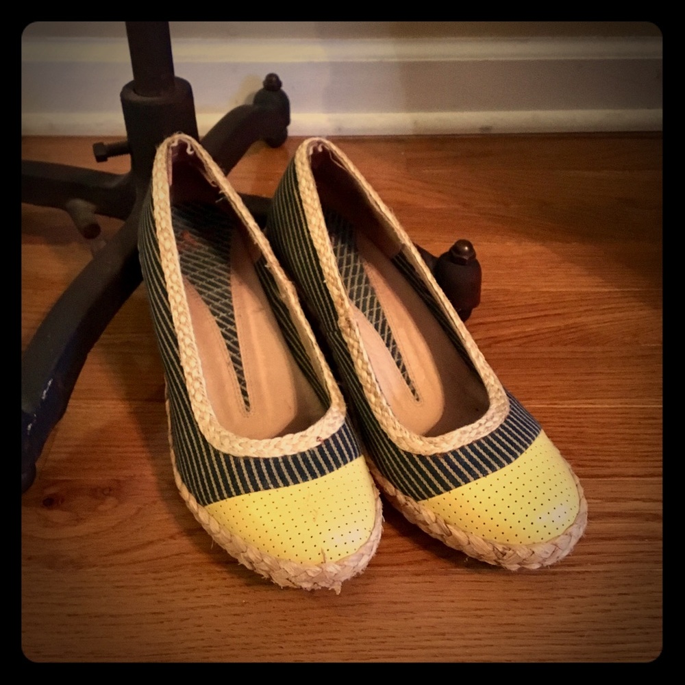 Anthropologie Vintage  Style J Shoes Espadrilles